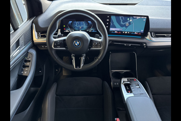 BMW 2 Serie Active Tourer ✅ 230E ✅ XDRIVE 326 PK M SPORT LED ELEK.KLEP CAMERA TREKHAAK 05/2024 AWD 4X4 4WD M-Sportpakket PHEV