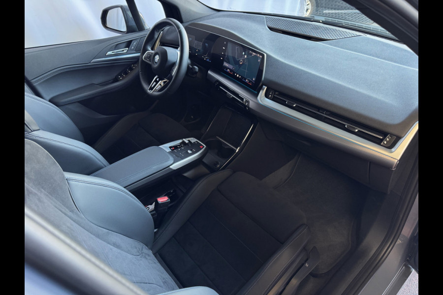 BMW 2 Serie Active Tourer ✅ 230E ✅ XDRIVE 326 PK M SPORT LED ELEK.KLEP CAMERA TREKHAAK 05/2024 AWD 4X4 4WD M-Sportpakket PHEV