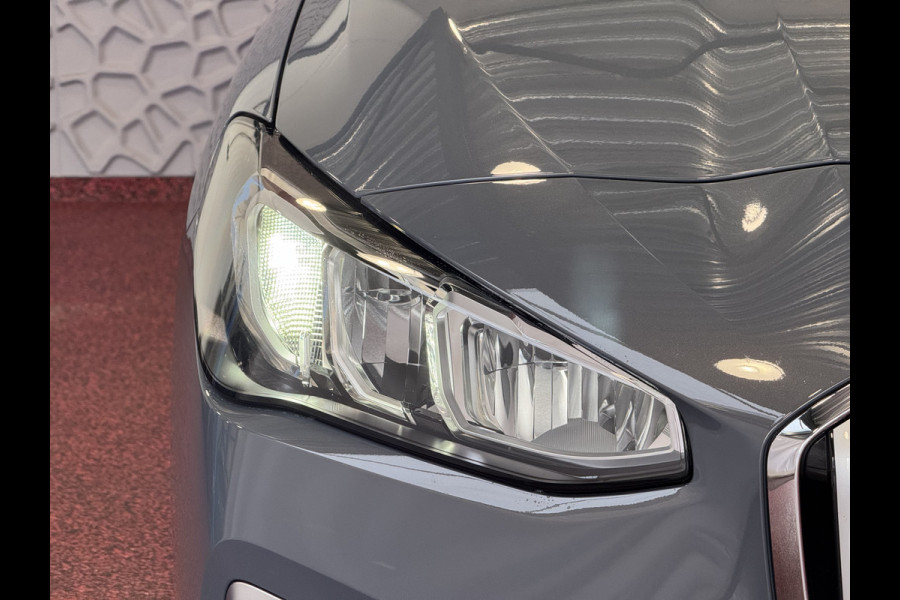 BMW 2 Serie Active Tourer ✅ 230E ✅ XDRIVE 326 PK M SPORT LED ELEK.KLEP CAMERA TREKHAAK 05/2024 AWD 4X4 4WD M-Sportpakket PHEV