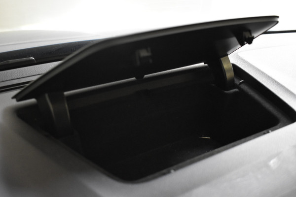 Škoda Karoq 1.5 TSI 150PK ACT BUSINESS EDITION PLUS CAMERA/NAVI/TREKHAAK