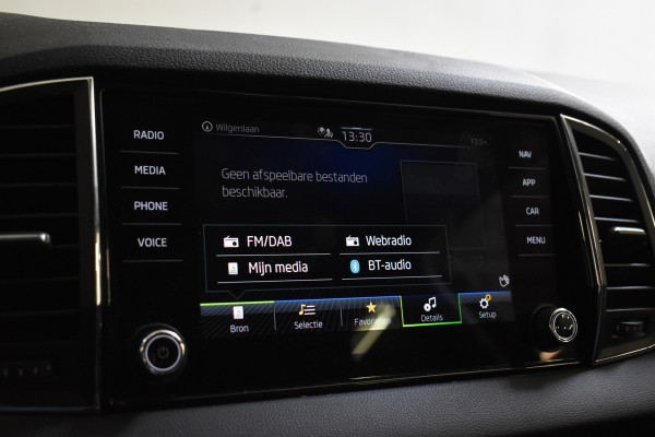 Škoda Karoq 1.5 TSI 150PK ACT BUSINESS EDITION PLUS CAMERA/NAVI/TREKHAAK