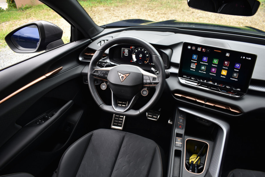 CUPRA Terramar 1.5 eTSI 150PK DSG BUSINESS HEAD-UP/NAVI/CAMERA/LEDER CUPRA Terramar 1.5 eTSI 150PK DSG BUSINESS HEAD-UP/NAVI/CAMERA/LEDER