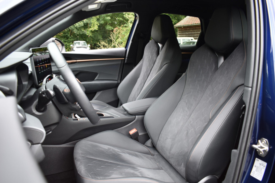 CUPRA Terramar 1.5 eTSI 150PK DSG BUSINESS HEAD-UP/NAVI/CAMERA/LEDER CUPRA Terramar 1.5 eTSI 150PK DSG BUSINESS HEAD-UP/NAVI/CAMERA/LEDER