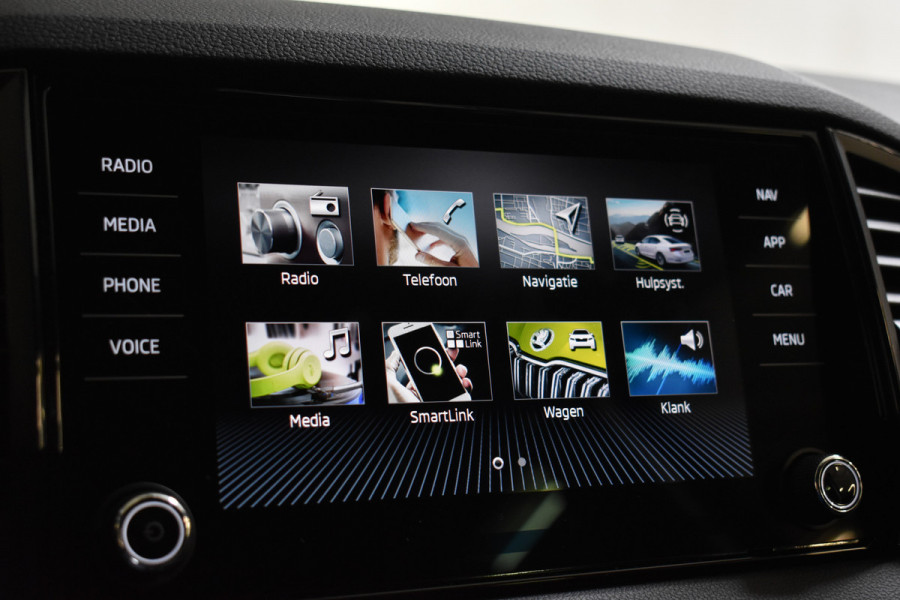 Škoda Karoq 1.5 TSI ACT 150PK DSG ELEGANCE VIRTUAL/CAMERA/CARPLAY Škoda Karoq 1.5 TSI ACT 150PK DSG ELEGANCE VIRTUAL/CAMERA/CARPLAY
