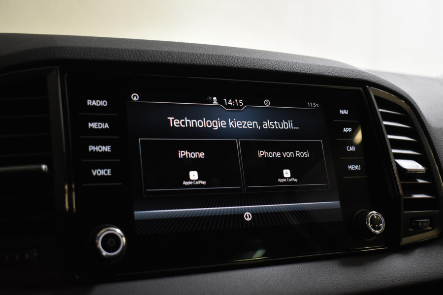 Škoda Karoq 1.5 TSI ACT 150PK DSG ELEGANCE VIRTUAL/CAMERA/CARPLAY Škoda Karoq 1.5 TSI ACT 150PK DSG ELEGANCE VIRTUAL/CAMERA/CARPLAY