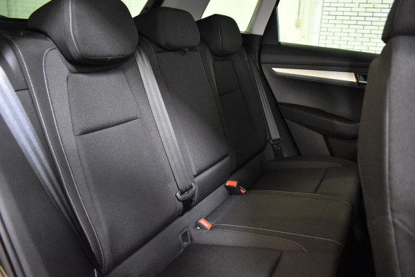 Škoda Karoq 1.5 TSI ACT 150PK DSG ELEGANCE VIRTUAL/CAMERA/CARPLAY Škoda Karoq 1.5 TSI ACT 150PK DSG ELEGANCE VIRTUAL/CAMERA/CARPLAY