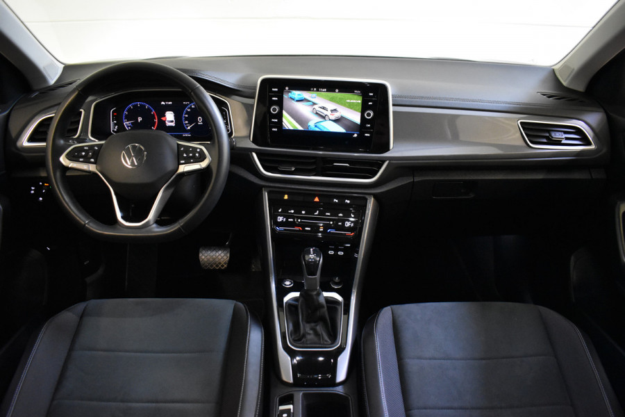 Volkswagen T-Roc 1.5 TSI 150PK DSG STYLE VIRTUAL/CARPLAY/CAMERA Volkswagen T-Roc 1.5 TSI 150PK DSG STYLE VIRTUAL/CARPLAY/CAMERA