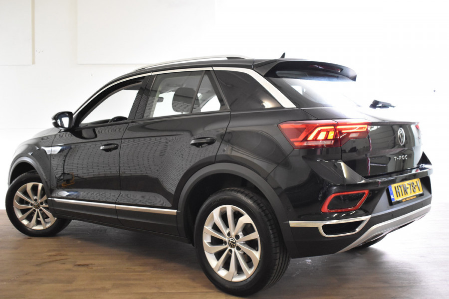 Volkswagen T-Roc 1.5 TSI 150PK DSG STYLE VIRTUAL/CARPLAY/CAMERA Volkswagen T-Roc 1.5 TSI 150PK DSG STYLE VIRTUAL/CARPLAY/CAMERA