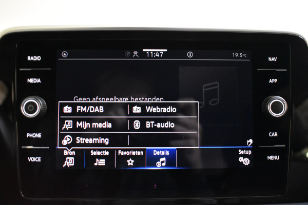 Volkswagen T-Roc 1.5 TSI 150PK DSG STYLE VIRTUAL/CARPLAY/CAMERA Volkswagen T-Roc 1.5 TSI 150PK DSG STYLE VIRTUAL/CARPLAY/CAMERA