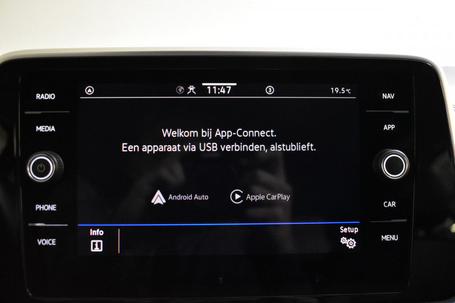 Volkswagen T-Roc 1.5 TSI 150PK DSG STYLE VIRTUAL/CARPLAY/CAMERA Volkswagen T-Roc 1.5 TSI 150PK DSG STYLE VIRTUAL/CARPLAY/CAMERA