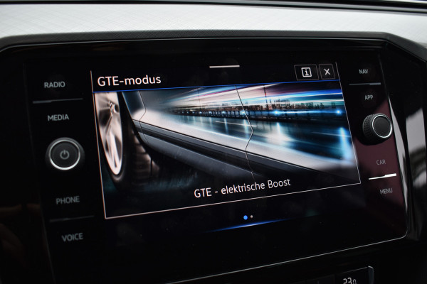Volkswagen Passat Variant 218PK DSG HYBRID GTE BUSINESS TREKHAAK/NAVI/CAMERA Volkswagen Passat Variant 218PK DSG HYBRID GTE BUSINESS TREKHAAK/NAVI/CAMERA