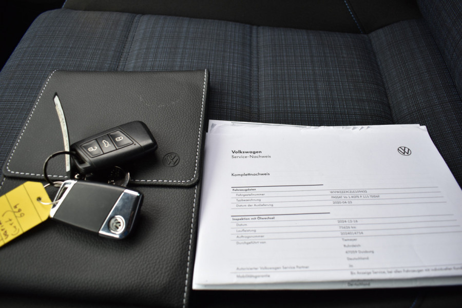 Volkswagen Passat Variant 218PK DSG HYBRID GTE BUSINESS TREKHAAK/NAVI/CAMERA Volkswagen Passat Variant 218PK DSG HYBRID GTE BUSINESS TREKHAAK/NAVI/CAMERA