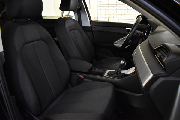 Audi Q3 35TFSI 150PK S-TRONIC PRO LINE VIRTUAL/PDC/NAVI Audi Q3 35TFSI 150PK S-TRONIC PRO LINE VIRTUAL/PDC/NAVI