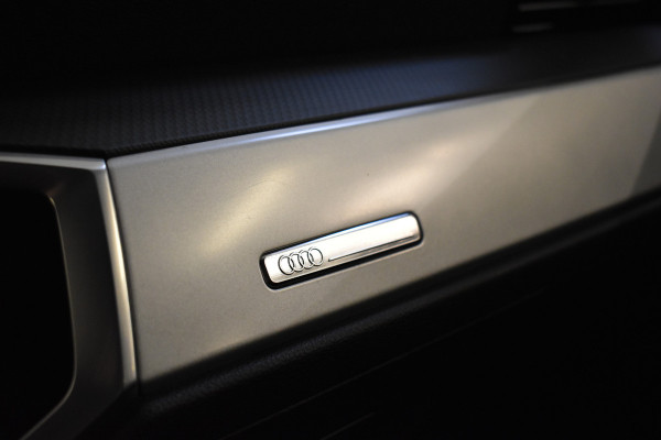 Audi Q3 35TFSI 150PK S-TRONIC PRO LINE VIRTUAL/PDC/NAVI Audi Q3 35TFSI 150PK S-TRONIC PRO LINE VIRTUAL/PDC/NAVI