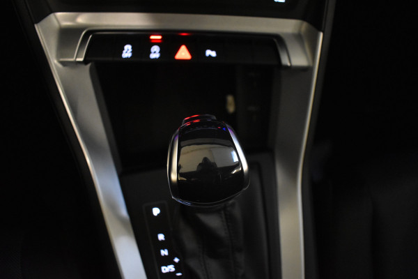 Audi Q3 35TFSI 150PK S-TRONIC PRO LINE VIRTUAL/PDC/NAVI Audi Q3 35TFSI 150PK S-TRONIC PRO LINE VIRTUAL/PDC/NAVI