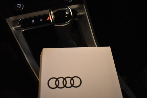 Audi Q3 35TFSI 150PK S-TRONIC PRO LINE VIRTUAL/PDC/NAVI Audi Q3 35TFSI 150PK S-TRONIC PRO LINE VIRTUAL/PDC/NAVI