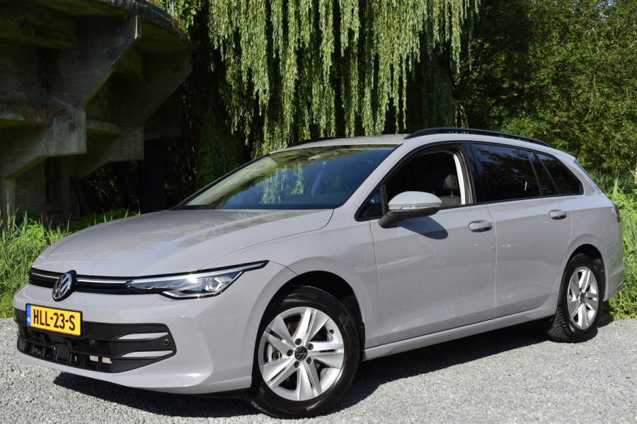 Volkswagen GOLF Variant 1.5 TSI LIFE VIRTUAL/PDC/CARPLAY Volkswagen GOLF Variant 1.5 TSI LIFE VIRTUAL/PDC/CARPLAY