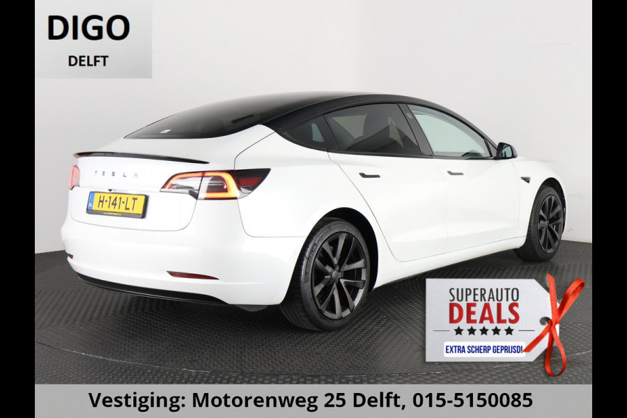 Tesla Model 3 BLACKLINE BI-TONE PANO STD ACCUTEST 86% RWD 60 kWH LEDER.NAVI.CAMERA.AUTOPILOT, STOELVERWARMING EN NOG VEEL MEER! Tesla Model 3 BLACKLINE BI-TONE PANO STD ACCUTEST 86% RWD 60 kWH LEDER.NAVI.CAMERA.AUTOPILOT, STOELVERWARMING EN NOG VEEL MEER!