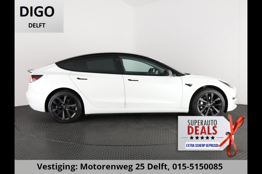 Tesla Model 3 BLACKLINE BI-TONE PANO STD ACCUTEST 86% RWD 60 kWH LEDER.NAVI.CAMERA.AUTOPILOT, STOELVERWARMING EN NOG VEEL MEER! Tesla Model 3 BLACKLINE BI-TONE PANO STD ACCUTEST 86% RWD 60 kWH LEDER.NAVI.CAMERA.AUTOPILOT, STOELVERWARMING EN NOG VEEL MEER!