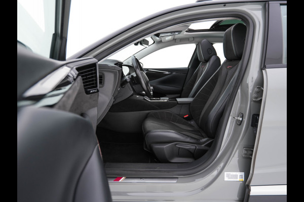 DS DS 4 1.6 PureTech Performance Line (INCL-BTW) Aut. *PANO | LEATHER-MICROFIBRE | FULL-LED | HEATED-SPORTSEATS | DIGI-COCKPIT | KEYLESS | CAMERA | LANE-ASSIST | CARPLAY | ECC | SHIFT-PADDLES | PDC | TOWBAR | 19''ALU*