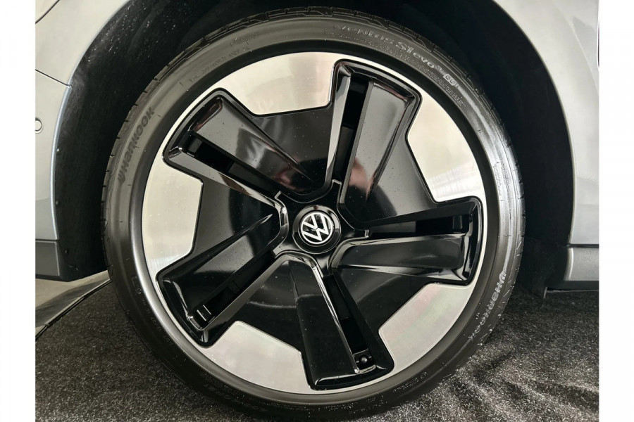 Volkswagen ID. Buzz Pro 86 kWh LWB 7p.