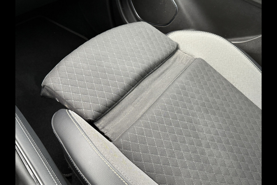 Opel Grandland X 1.2 Turbo 120 Jaar Edition | Riem vv 87.000km | Winterpakket | Apple Carplay