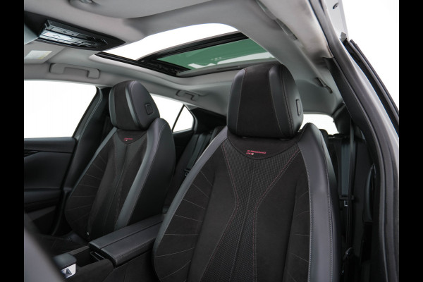 DS DS 4 1.6 PureTech Performance Line (INCL-BTW) Aut. *PANO | LEATHER-MICROFIBRE | FULL-LED | HEATED-SPORTSEATS | DIGI-COCKPIT | KEYLESS | CAMERA | LANE-ASSIST | CARPLAY | ECC | SHIFT-PADDLES | PDC | TOWBAR | 19''ALU*