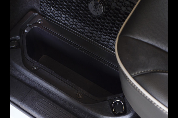 Dodge Ram | 1500 | Laramie |Premium Night | 3.0L I6 Hurricane | 4X4 | BPM-VRIJ | BPM-VRIJ | 14,4-inch Touchscreen | Passenger Display | Getoonde accessoires zijn verkrijgbaar tegen meerprijs