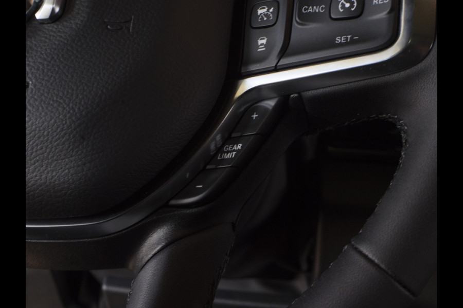 Dodge Ram 1500 | Laramie | Premium Night | 3.0L I6 Hurricane | Crew Cab | 4X4 | | BPM-VRIJ | Niveau regeling | Passenger Display | Getoonde accessoires zijn verkrijgbaar tegen meerprijs