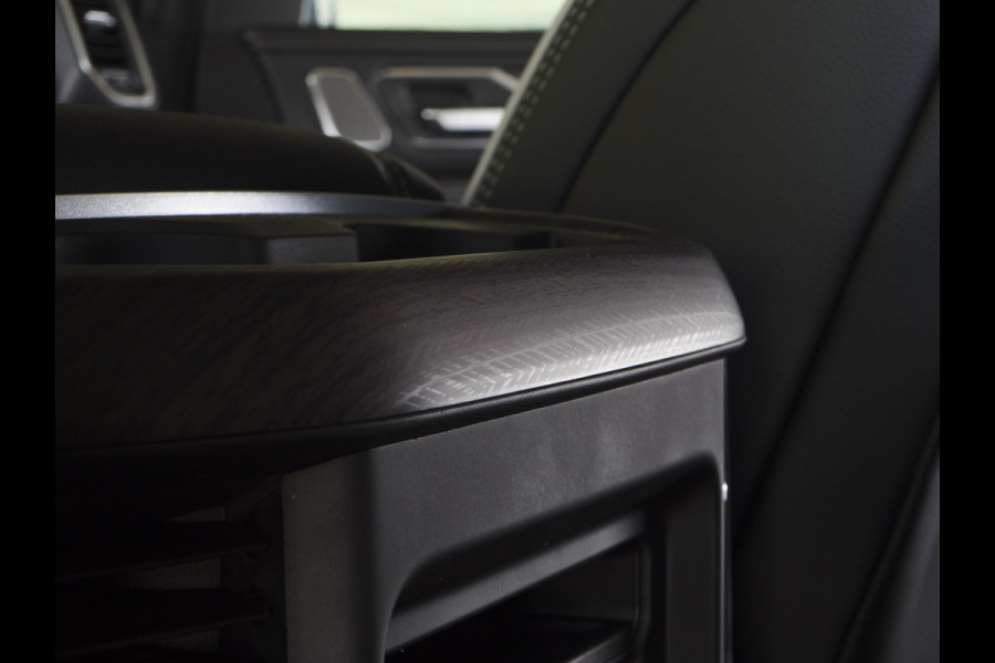 Dodge Ram 1500 | Laramie | Premium Night | 3.0L I6 Hurricane | Crew Cab | 4X4 | | BPM-VRIJ | Niveau regeling | Passenger Display | Getoonde accessoires zijn verkrijgbaar tegen meerprijs