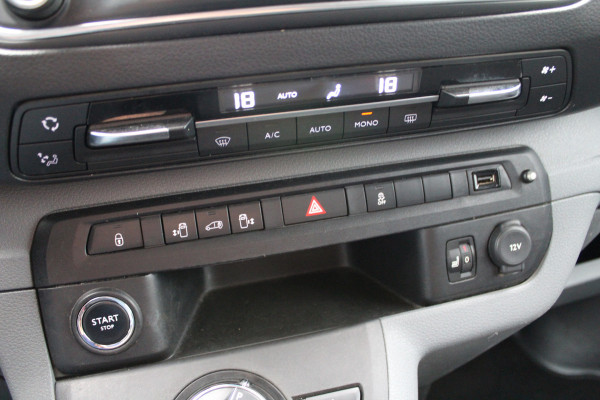 Toyota ProAce 2.0 D-4D 177PK E6 Automaat Worker Professional Long ✓ 3 zits ✓ 2x elektrische schuifdeur