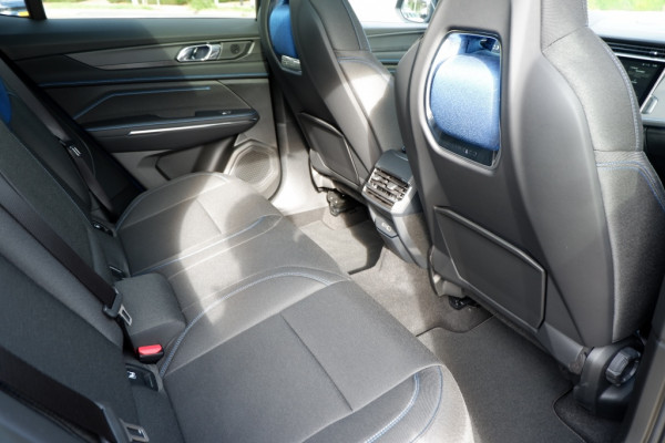 Lynk & Co 01 1.5 / INCL. FABRIEKS-GARANTIE Lynk & Co 01 1.5 / INCL. FABRIEKS-GARANTIE