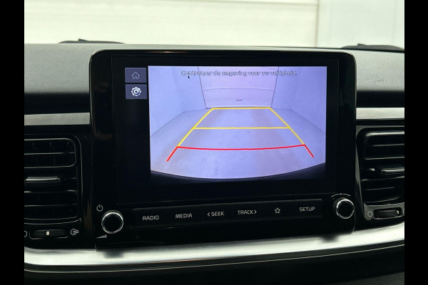 Kia Stonic 1.0 T-GDI 136pk MHEV Automaat DynamicPlusLine Navigatie Climate control Camera Cruise Control 17" Lichtmetalen velgen