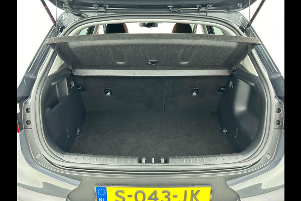 Kia Stonic 1.0 T-GDI 136pk MHEV Automaat DynamicPlusLine Navigatie Climate control Camera Cruise Control 17" Lichtmetalen velgen