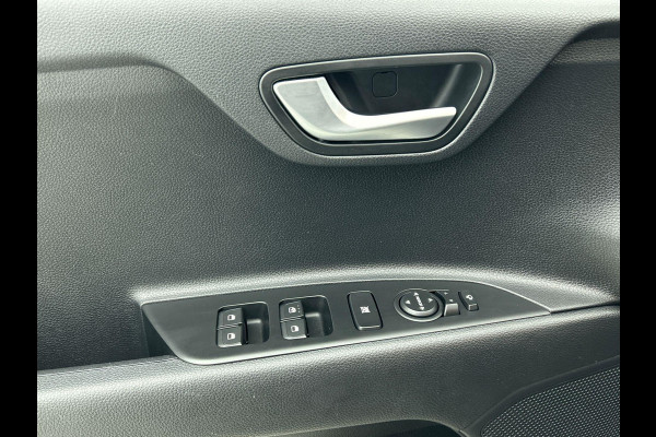 Kia Stonic 1.0 T-GDI 136pk MHEV Automaat DynamicPlusLine Navigatie Climate control Camera Cruise Control 17" Lichtmetalen velgen