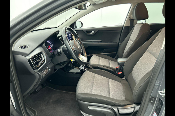 Kia Stonic 1.0 T-GDI 136pk MHEV Automaat DynamicPlusLine Navigatie Climate control Camera Cruise Control 17" Lichtmetalen velgen