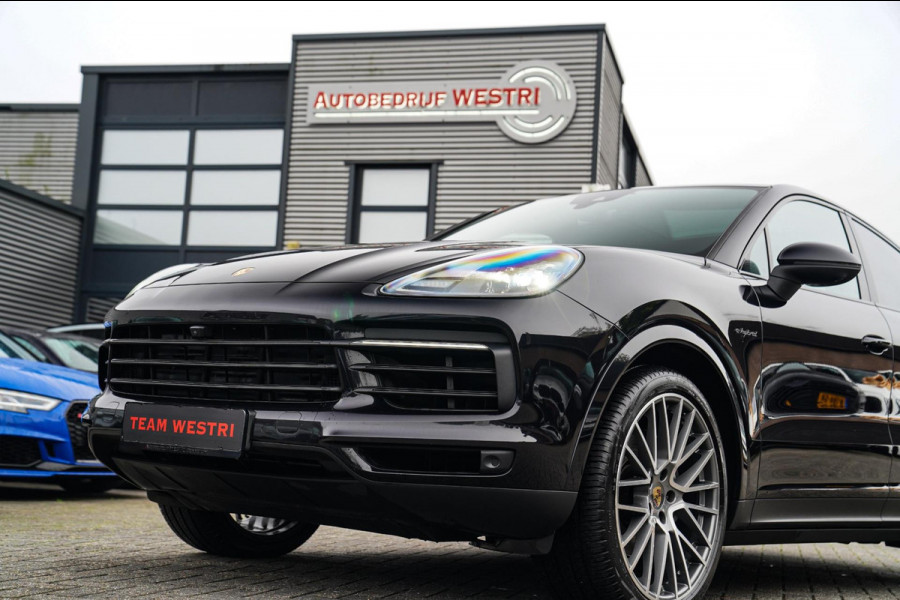 Porsche Cayenne Coupé 3.0 E-Hybrid | Sport Chrono | 22 INCH | Panorama | Head up | Trekhaak | Luchtvering | Memory stoelen 8Voudig Porsche Cayenne Coupé 3.0 E-Hybrid | Sport Chrono | 22 INCH | Panorama | Head up | Trekhaak | Luchtvering | Memory stoelen 8Voudig