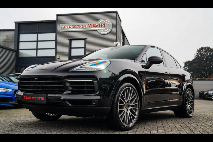 Porsche Cayenne Coupé 3.0 E-Hybrid | Sport Chrono | 22 INCH | Panorama | Head up | Trekhaak | Luchtvering | Memory stoelen 8Voudig Porsche Cayenne Coupé 3.0 E-Hybrid | Sport Chrono | 22 INCH | Panorama | Head up | Trekhaak | Luchtvering | Memory stoelen 8Voudig