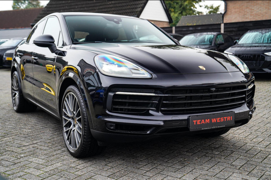 Porsche Cayenne Coupé 3.0 E-Hybrid | Sport Chrono | 22 INCH | Panorama | Head up | Trekhaak | Luchtvering | Memory stoelen 8Voudig Porsche Cayenne Coupé 3.0 E-Hybrid | Sport Chrono | 22 INCH | Panorama | Head up | Trekhaak | Luchtvering | Memory stoelen 8Voudig