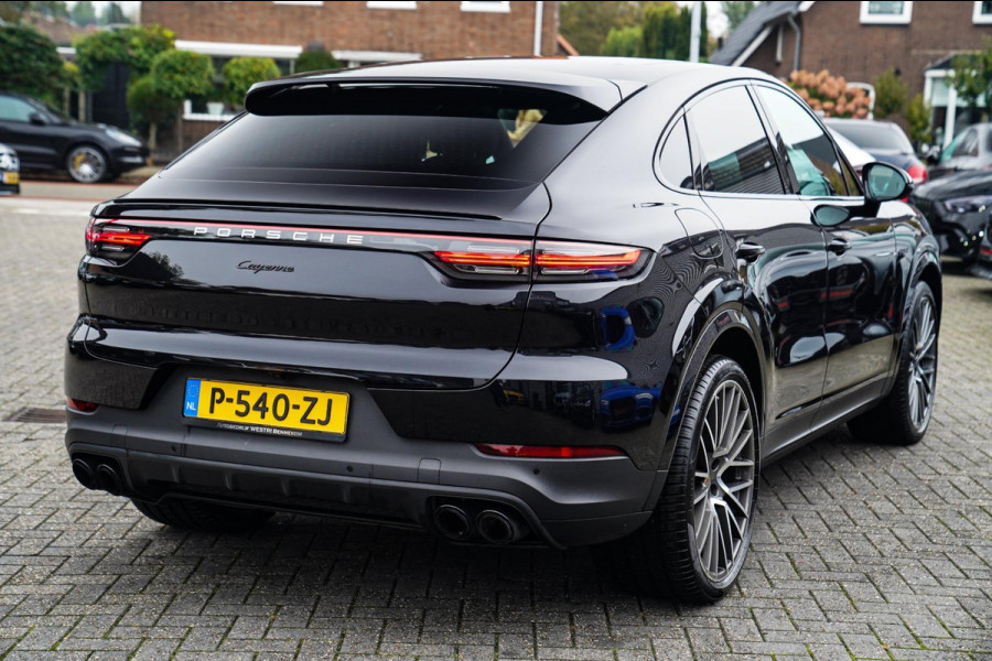 Porsche Cayenne Coupé 3.0 E-Hybrid | Sport Chrono | 22 INCH | Panorama | Head up | Trekhaak | Luchtvering | Memory stoelen 8Voudig Porsche Cayenne Coupé 3.0 E-Hybrid | Sport Chrono | 22 INCH | Panorama | Head up | Trekhaak | Luchtvering | Memory stoelen 8Voudig