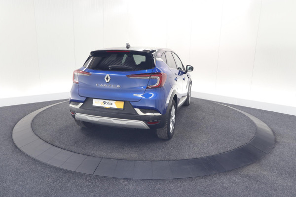 Renault Captur 1.6 E-Tech Plug-in Hybrid 160 Intens | Allseason Banden | Camera | 9.3 Inch Grootscherm | Apple Carplay Renault Captur 1.6 E-Tech Plug-in Hybrid 160 Intens | Allseason Banden | Camera | 9.3 Inch Grootscherm | Apple Carplay