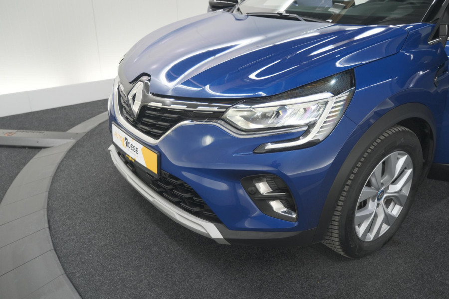 Renault Captur 1.6 E-Tech Plug-in Hybrid 160 Intens | Allseason Banden | Camera | 9.3 Inch Grootscherm | Apple Carplay Renault Captur 1.6 E-Tech Plug-in Hybrid 160 Intens | Allseason Banden | Camera | 9.3 Inch Grootscherm | Apple Carplay