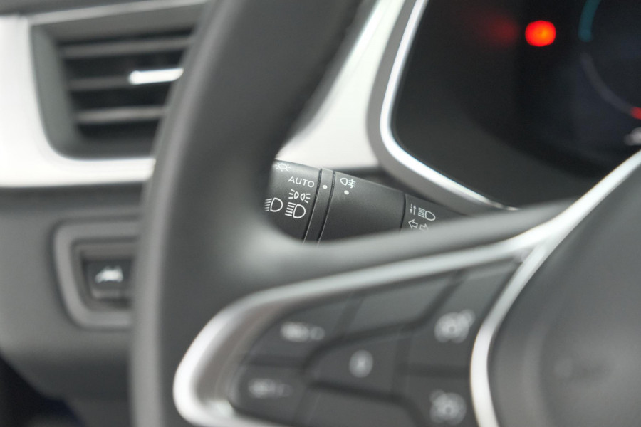 Renault Captur 1.6 E-Tech Plug-in Hybrid 160 Intens | Allseason Banden | Camera | 9.3 Inch Grootscherm | Apple Carplay Renault Captur 1.6 E-Tech Plug-in Hybrid 160 Intens | Allseason Banden | Camera | 9.3 Inch Grootscherm | Apple Carplay