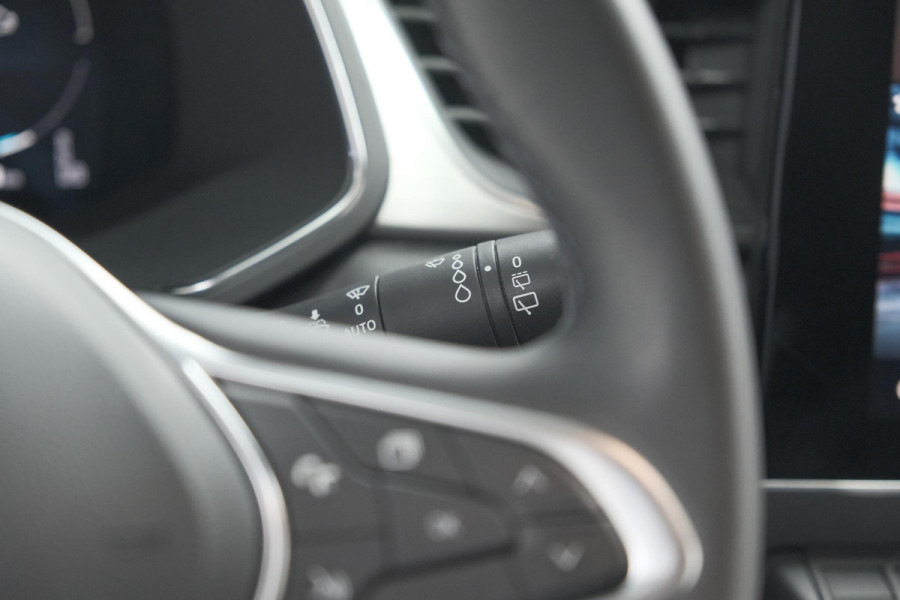 Renault Captur 1.6 E-Tech Plug-in Hybrid 160 Intens | Allseason Banden | Camera | 9.3 Inch Grootscherm | Apple Carplay Renault Captur 1.6 E-Tech Plug-in Hybrid 160 Intens | Allseason Banden | Camera | 9.3 Inch Grootscherm | Apple Carplay