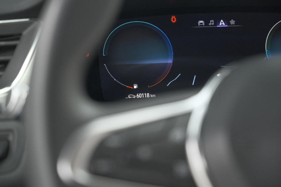 Renault Captur 1.6 E-Tech Plug-in Hybrid 160 Intens | Allseason Banden | Camera | 9.3 Inch Grootscherm | Apple Carplay Renault Captur 1.6 E-Tech Plug-in Hybrid 160 Intens | Allseason Banden | Camera | 9.3 Inch Grootscherm | Apple Carplay