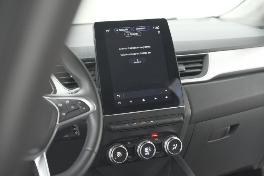 Renault Captur 1.6 E-Tech Plug-in Hybrid 160 Intens | Allseason Banden | Camera | 9.3 Inch Grootscherm | Apple Carplay Renault Captur 1.6 E-Tech Plug-in Hybrid 160 Intens | Allseason Banden | Camera | 9.3 Inch Grootscherm | Apple Carplay