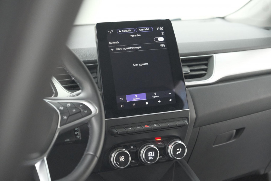 Renault Captur 1.6 E-Tech Plug-in Hybrid 160 Intens | Allseason Banden | Camera | 9.3 Inch Grootscherm | Apple Carplay Renault Captur 1.6 E-Tech Plug-in Hybrid 160 Intens | Allseason Banden | Camera | 9.3 Inch Grootscherm | Apple Carplay