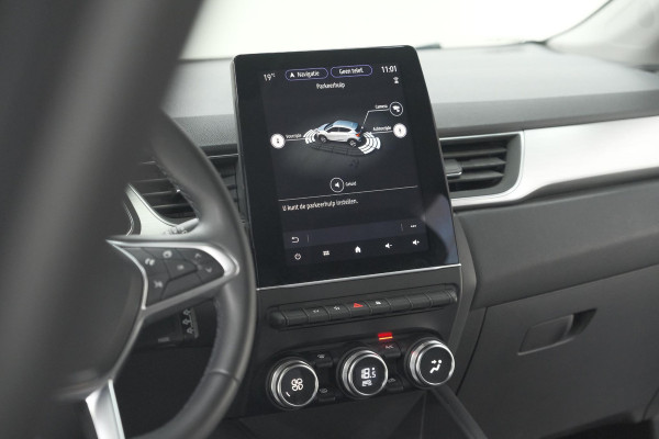 Renault Captur 1.6 E-Tech Plug-in Hybrid 160 Intens | Allseason Banden | Camera | 9.3 Inch Grootscherm | Apple Carplay Renault Captur 1.6 E-Tech Plug-in Hybrid 160 Intens | Allseason Banden | Camera | 9.3 Inch Grootscherm | Apple Carplay