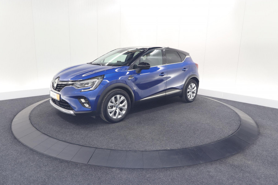 Renault Captur 1.6 E-Tech Plug-in Hybrid 160 Intens | Allseason Banden | Camera | 9.3 Inch Grootscherm | Apple Carplay Renault Captur 1.6 E-Tech Plug-in Hybrid 160 Intens | Allseason Banden | Camera | 9.3 Inch Grootscherm | Apple Carplay