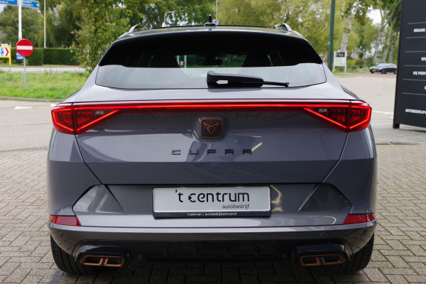 CUPRA Formentor 1.4 e-Hybrid VZ Performance 245 PK PHEV, Panoramadak, 360 Camera, Winterpakket CUPRA Formentor 1.4 e-Hybrid VZ Performance 245 PK PHEV, Panoramadak, 360 Camera, Winterpakket